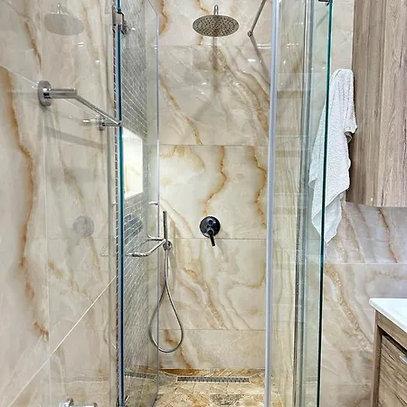 Vila Deluxe Dhërmi